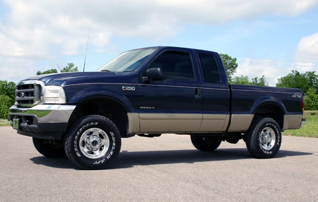Rough Country - 2.5 Inch Leveling Kit - Leaf Spring  - M1 - Ford F-250/F-350 Super Duty (99-04) - Image 2