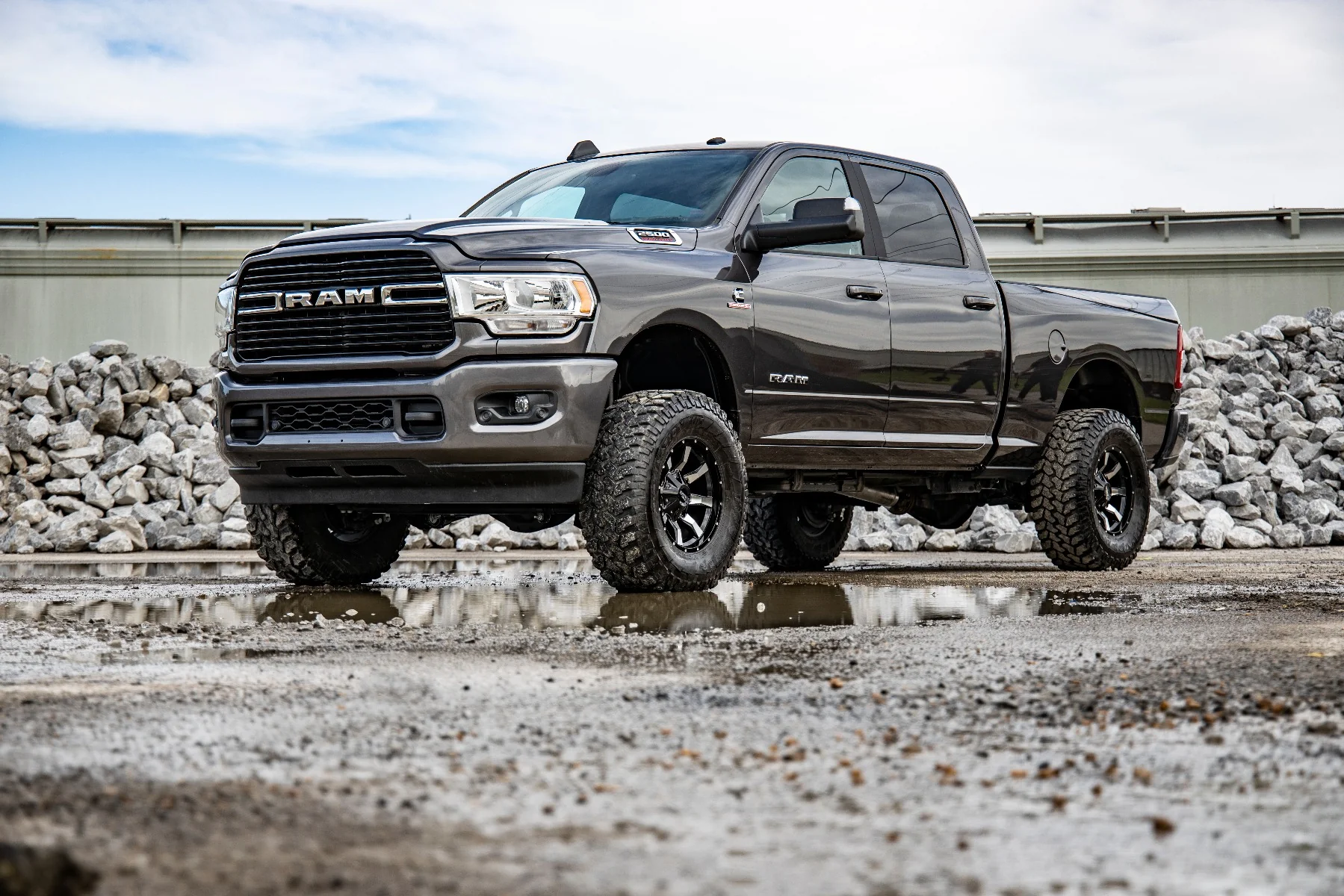 Rough Country - 2.5 Inch Leveling Kit - RR Leaf - V2 - Ram 2500 (14-25)/3500 (13-25) - Image 5