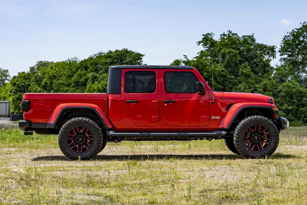 Rough Country - 2.5 Inch Leveling Kit - Spacers - Jeep Gladiator JT 4WD (2020-2023) - Image 7