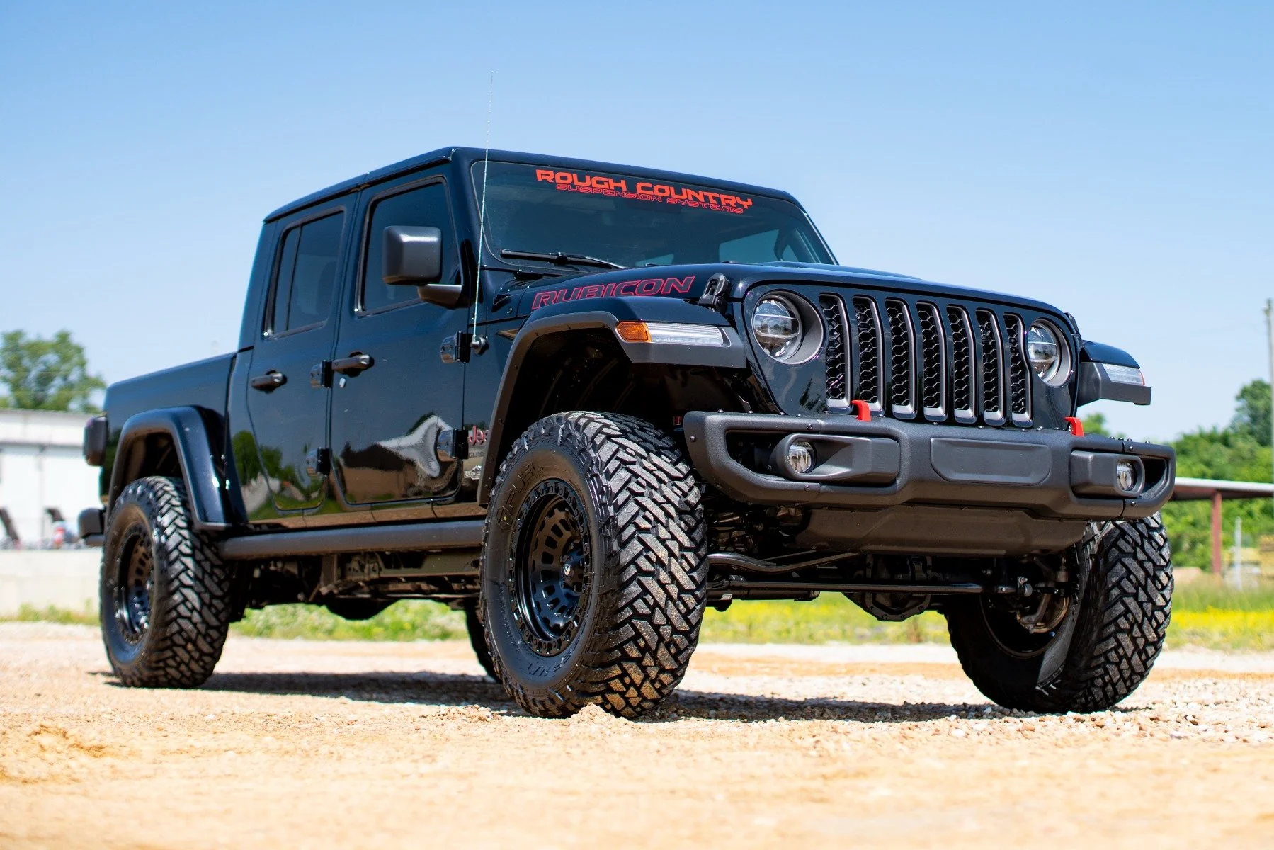 Rough Country - 2.5 Inch Leveling Kits - Springs - M1 - Jeep Gladiator JT 4WD (2024-2025) - Image 2