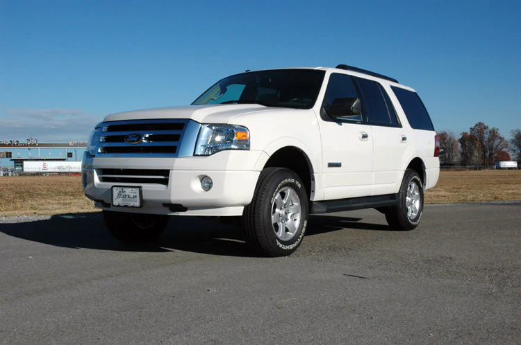 Rough Country - 2.5 Inch Lift Kit - Ford Expedition 2WD/4WD (2003-2013) - Image 4