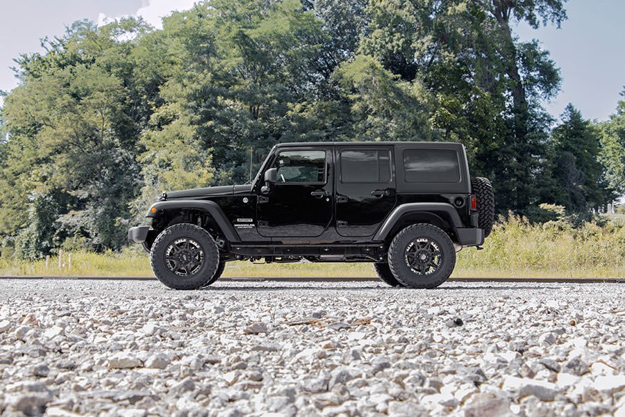 Rough Country - 2.5 Inch Lift Kit - Jeep Wrangler Unlimited 2WD/4WD (2007-2018) - Image 3