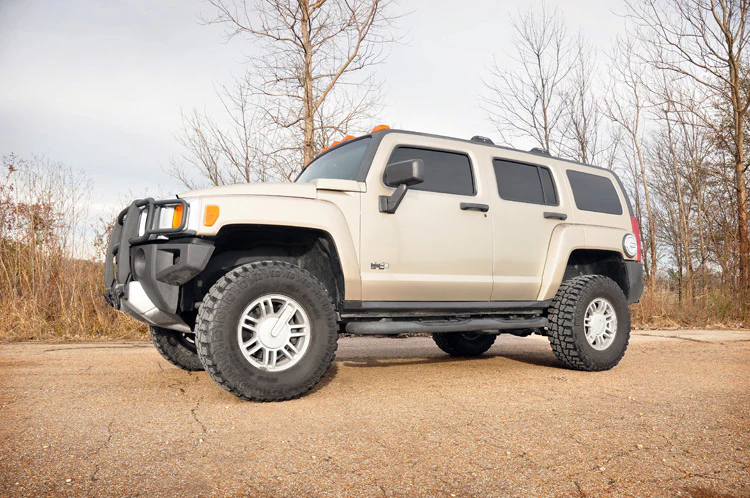 Rough Country - 2.5 Inch Lift Kit - Multiple Makes & Models (Chevy/GMC/Hummer) - Image 3