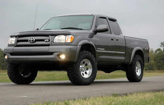 Rough Country - 2.5 Inch Lift Kit - N3 Struts - Toyota Tundra 4WD (2000-2006) - Image 2