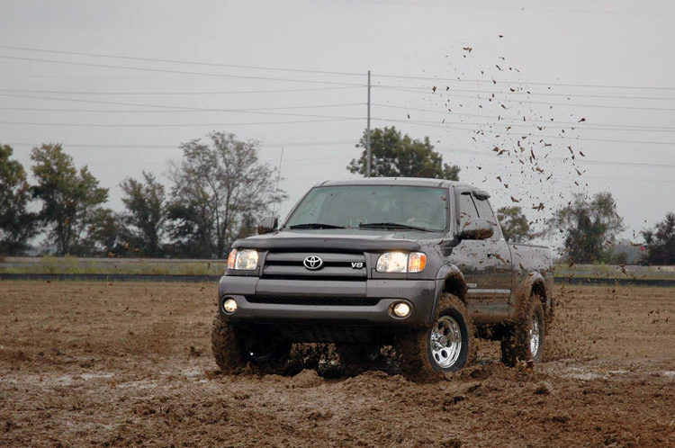 Rough Country - 2.5 Inch Lift Kit - N3 Struts - Toyota Tundra 4WD (2000-2006) - Image 3