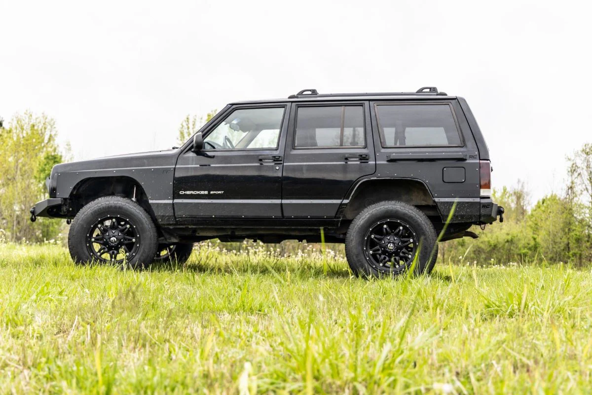 Rough Country - 3 Inch Lift Kit - RR Springs - Jeep Cherokee XJ 2WD/4WD (1984-2001) - Image 5