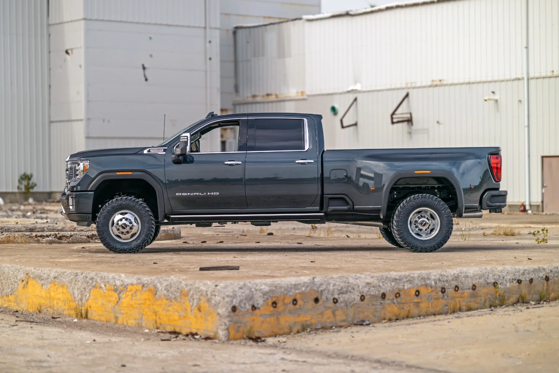 Rough Country - 3 Inch Lift Kit - UCAs - M1 - Chevy/GMC Sierra 3500 HD/Silverado 3500 HD (20-25) - Image 3