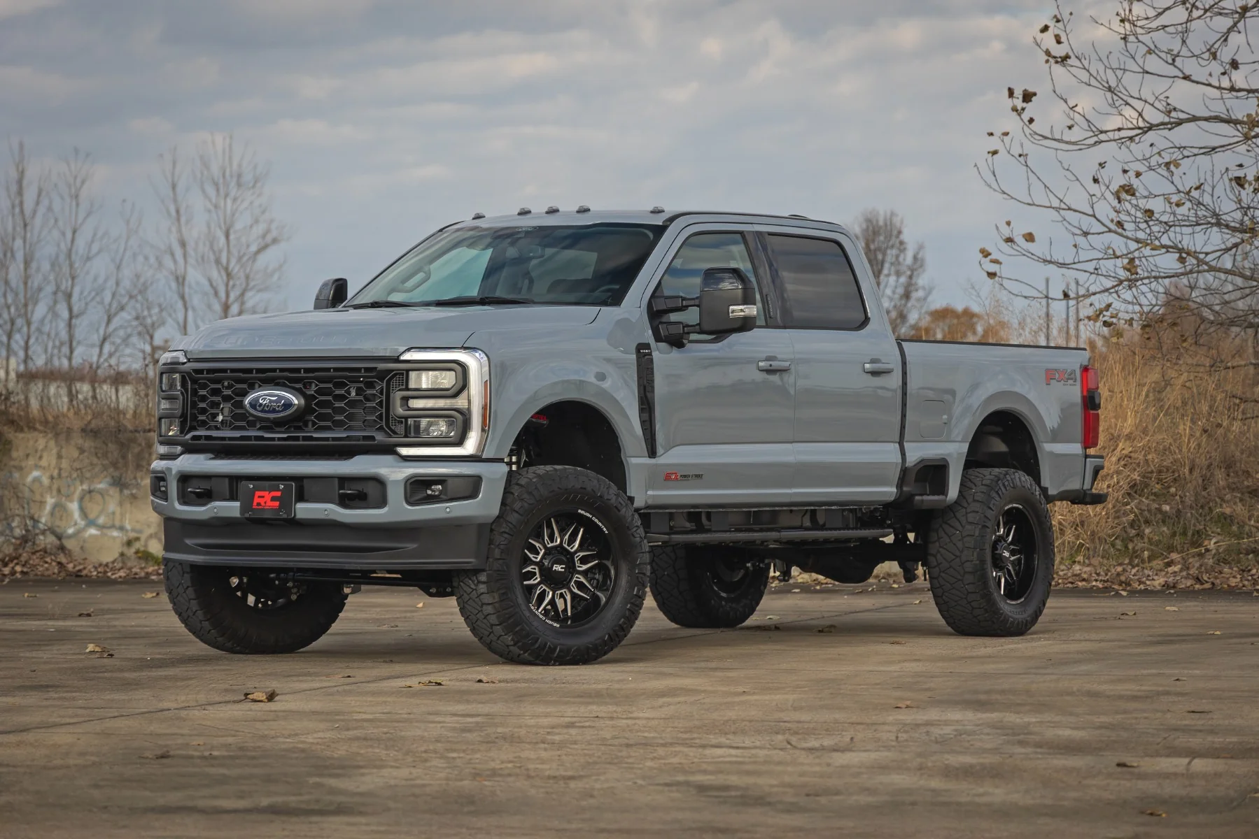 Rough Country - 4.5 Inch Lift Kit - V2 - Diesel - Ford F-250/F-350 Super Duty 4WD (2023-2025) - Image 2