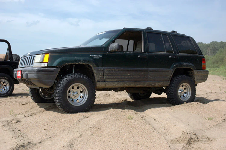 Rough Country - 4 Inch Lift Kit - X-Series - Jeep Grand Cherokee ZJ 2WD/4WD (1993-1998) - Image 4