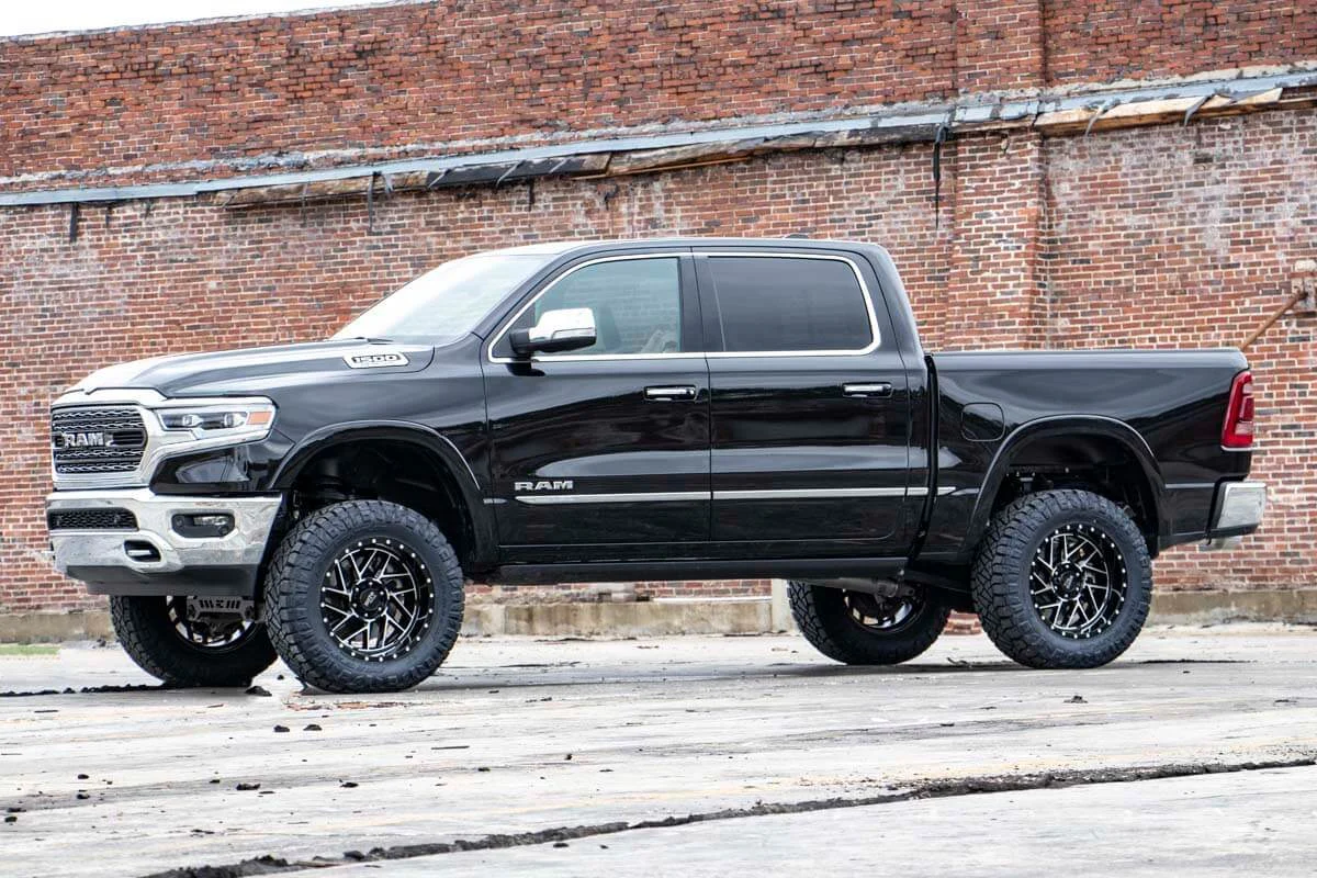Rough Country - 5 Inch Lift Kit - 22XL - Air Ride - Ram 1500 4WD (2019-2024) - Image 3