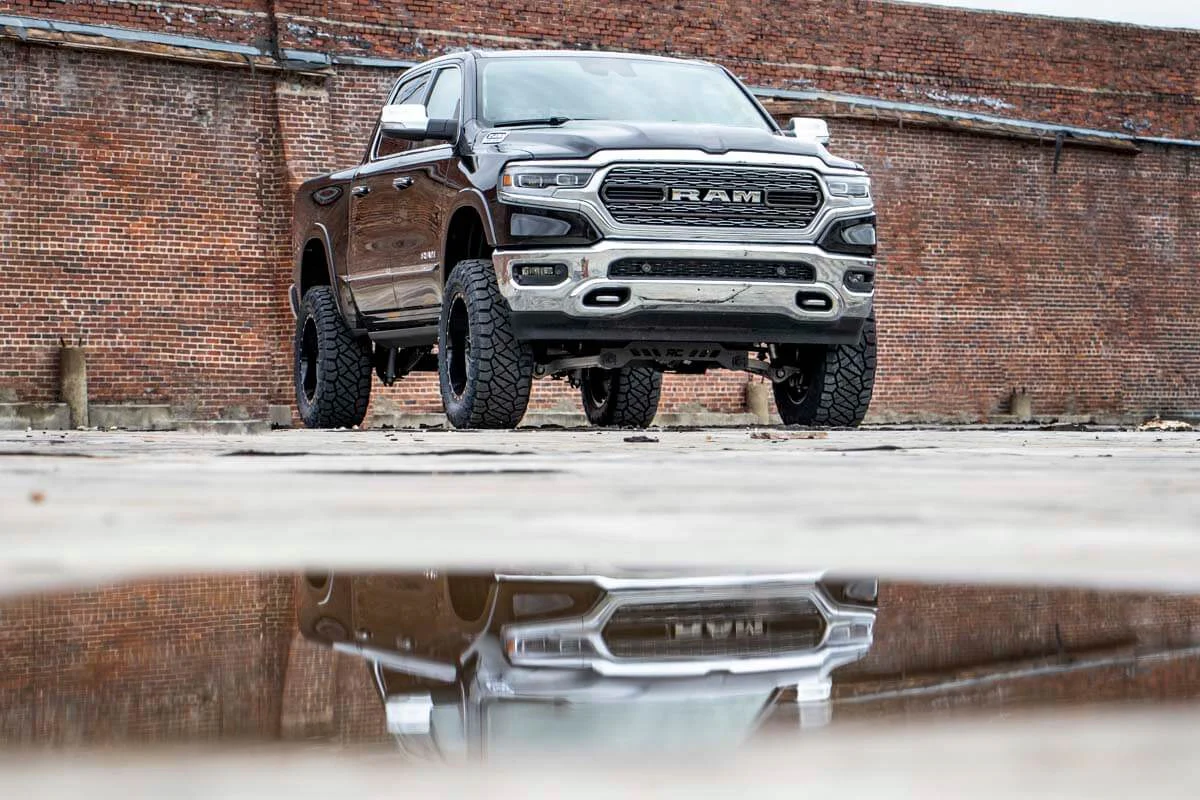 Rough Country - 5 Inch Lift Kit - Air Ride - Ram 1500 4WD (2019-2024) - Image 6