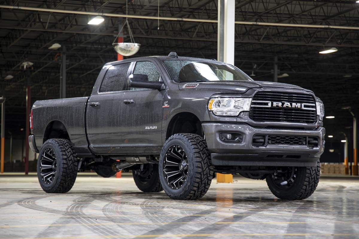 Rough Country - 5 Inch Lift Kit - Dual Rate Coils - V2 - Non-AISIN - Ram 2500 4WD (2019-2024) - Image 5