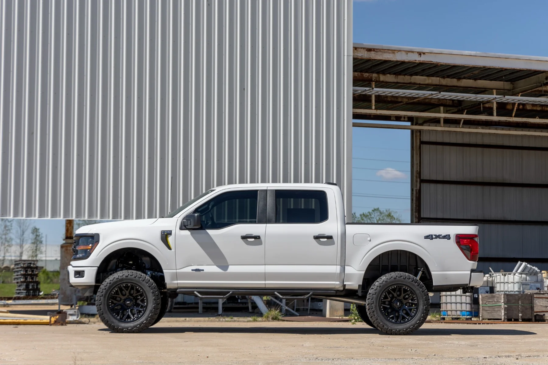 Rough Country - 6 Inch Lift Kit - M1 Struts/M1 - Ford F-150 4WD (2021-2025) - Image 9