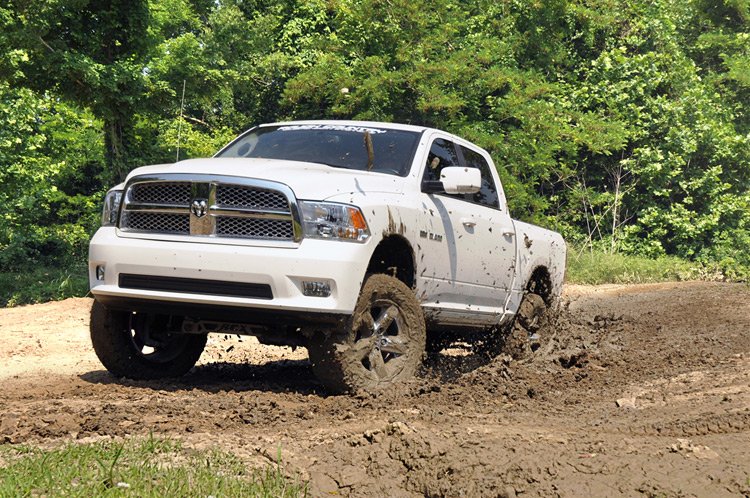Rough Country - 6 Inch Lift Kit - N3 Struts - Ram 1500 4WD (2010-2011) - Image 3