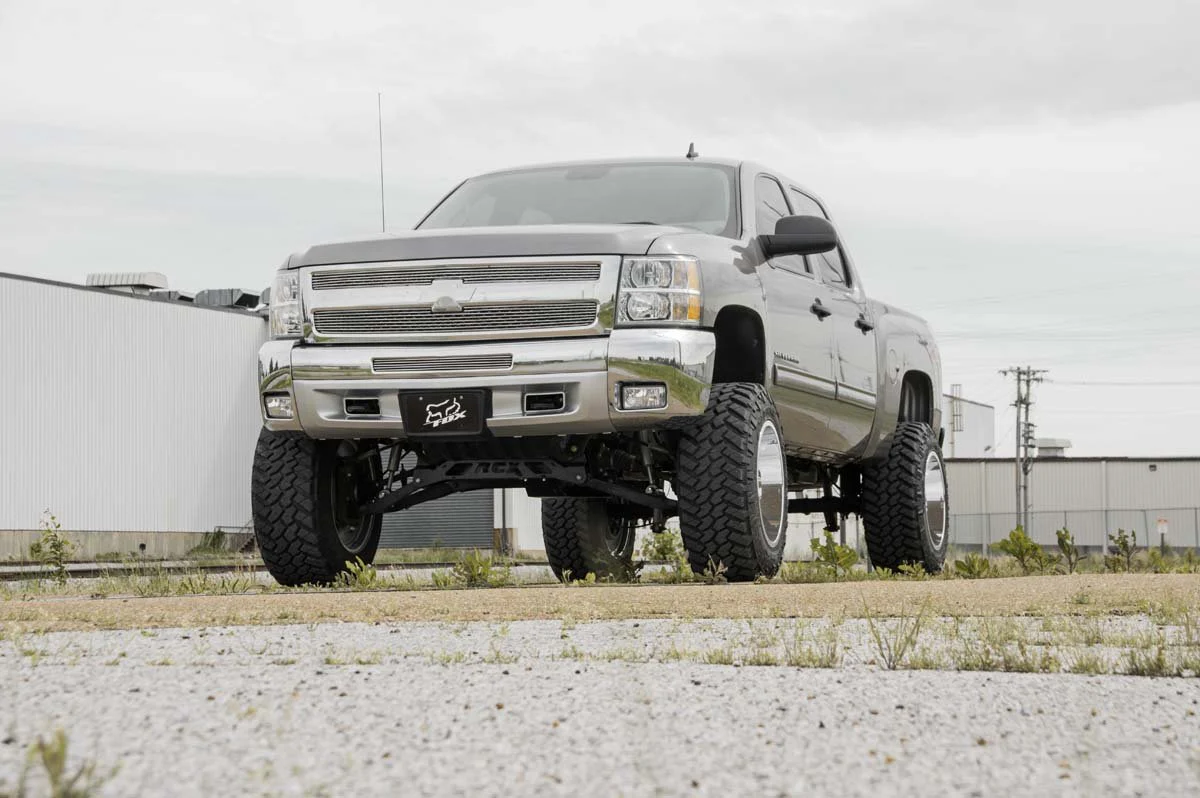 Rough Country - 7.5 Inch Lift Kit - Chevy Silverado & GMC Sierra 1500 4WD (2007-2013) - Image 2