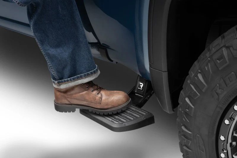 AMP Research 19-22 Chevrolet/GMC Silverado/Sierra 1500 Short Bed BedStep2 - Black - Image 7
