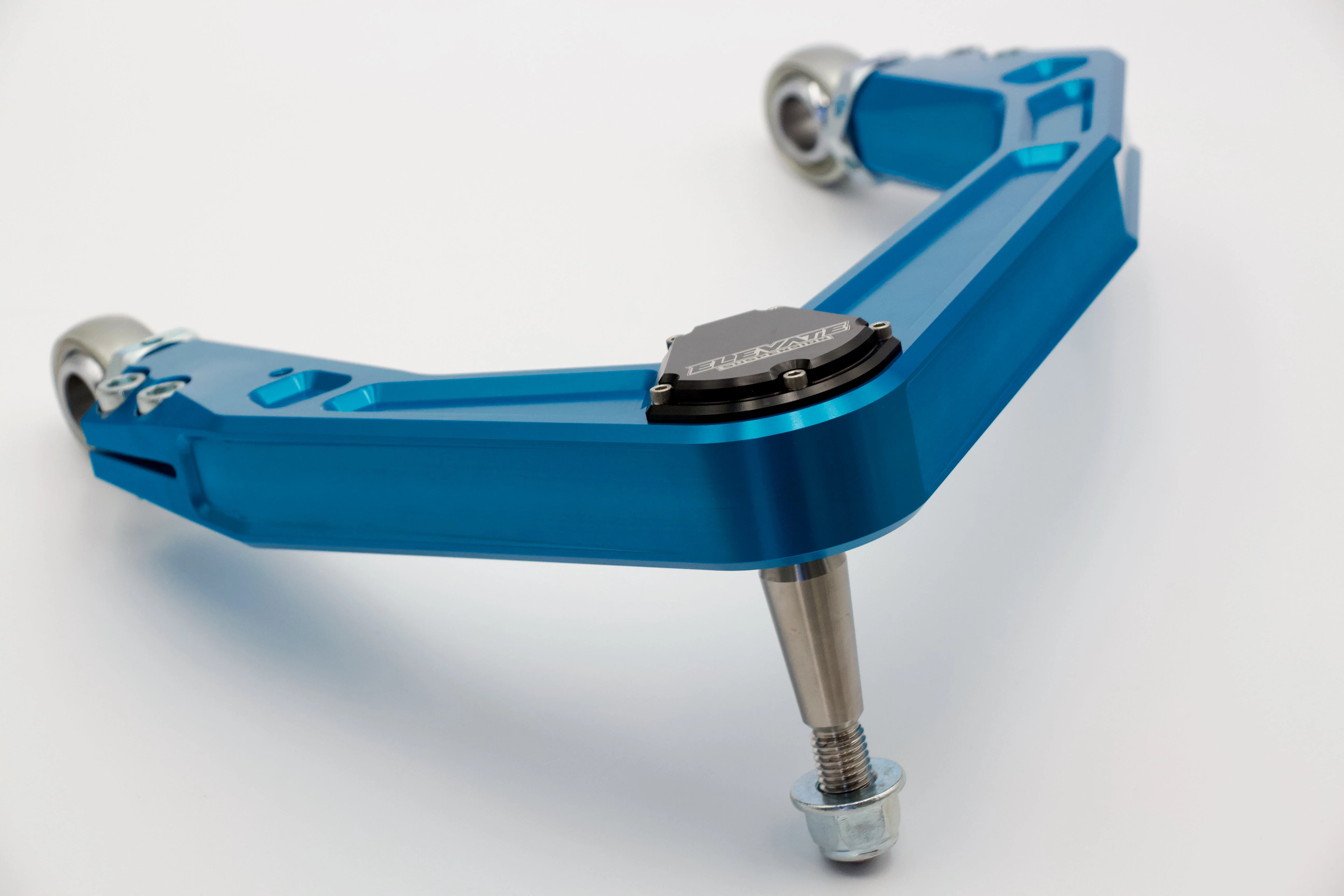 Elevate ®King Blue Billet Uniball UCA, 2019+ GM1500 2/4WD - Image 2