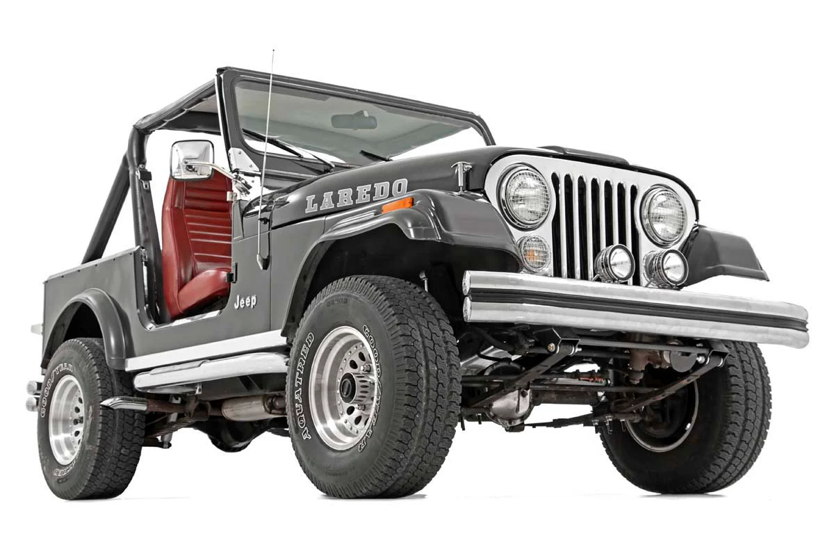 Rough Country - Front Shackle Reversal Kit - Jeep CJ5/CJ7 5 4WD (1976-1983) - Image 2