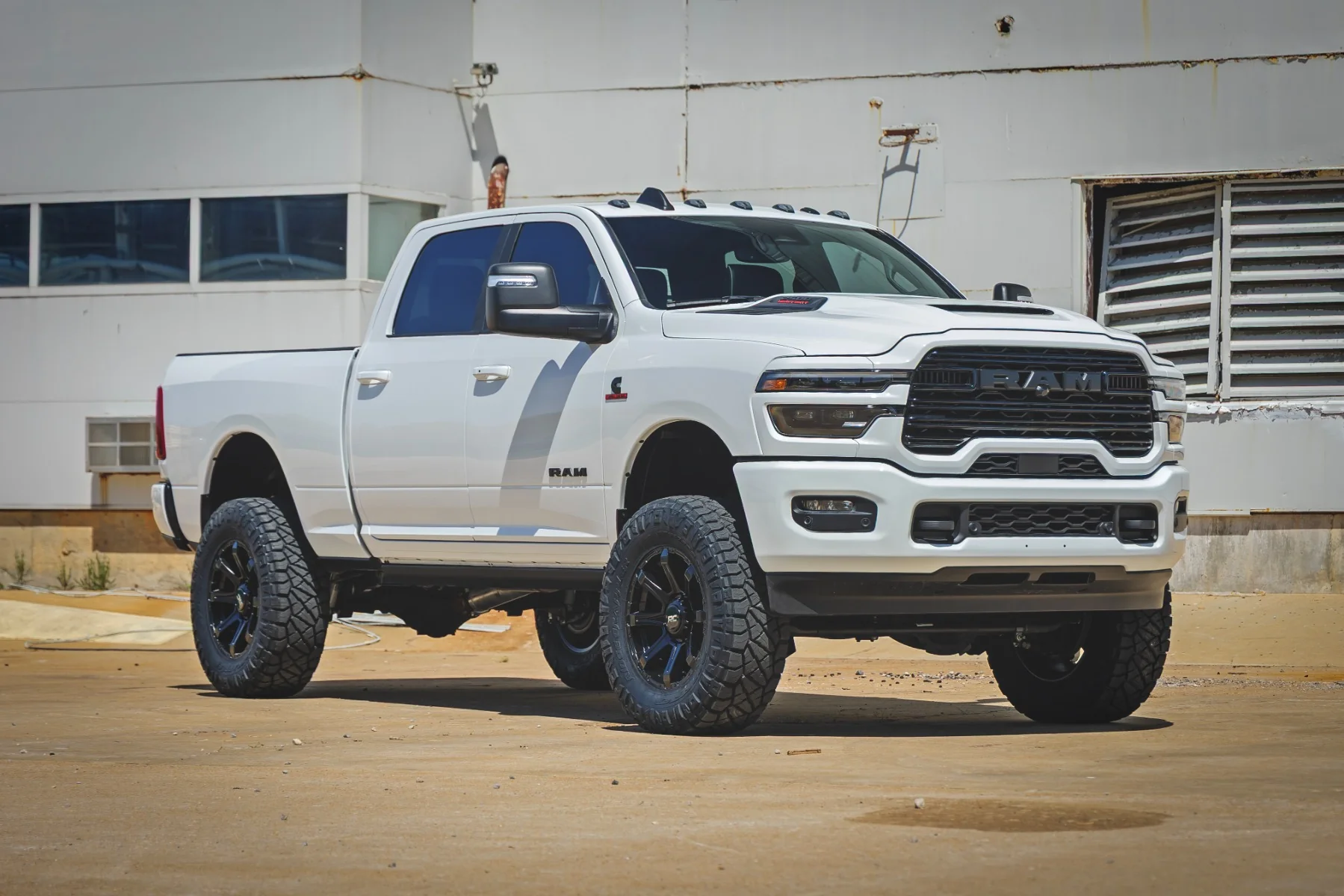 Rough Country - 5 Inch Lift Kit - Fr D/S - 10 Bolt T-Case - Ram 2500 4WD (2025) - Image 6