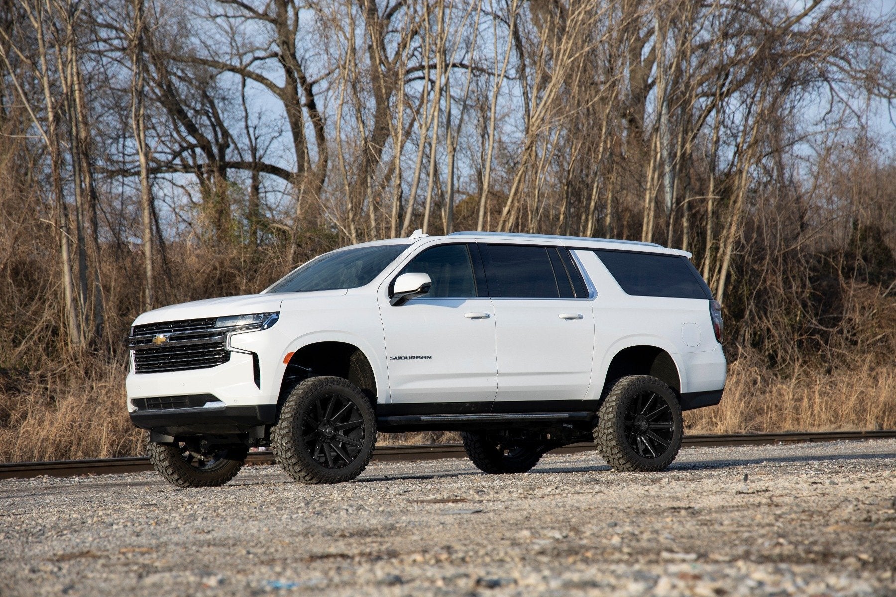 Rough Country - 6 Inch Lift Kit - M1 Struts - Chevy/GMC SUV 1500 4WD (2021-2024) - Image 3