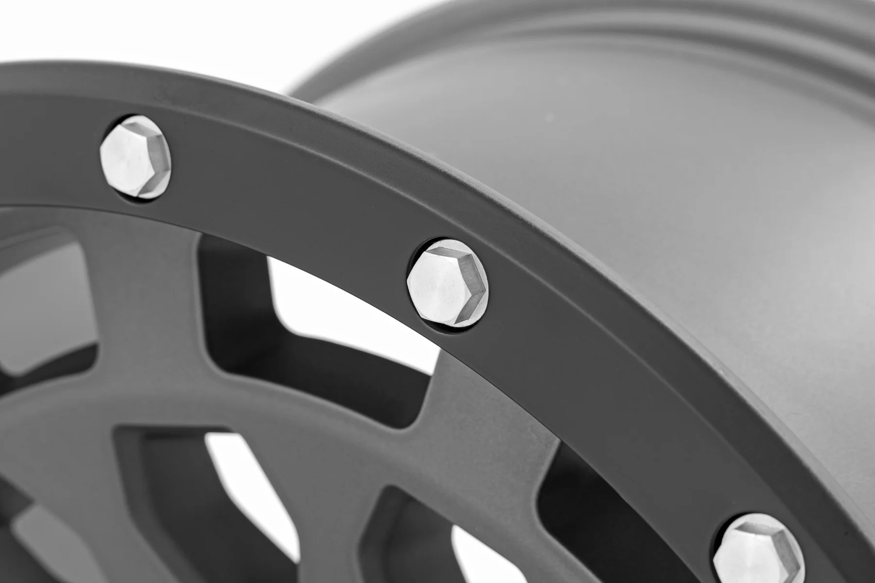 Rough Country - Rough Country 87 Series Wheel/Simulated Beadlock/Gray/Black/17x8.5/6x5.5/+0mm - Image 4