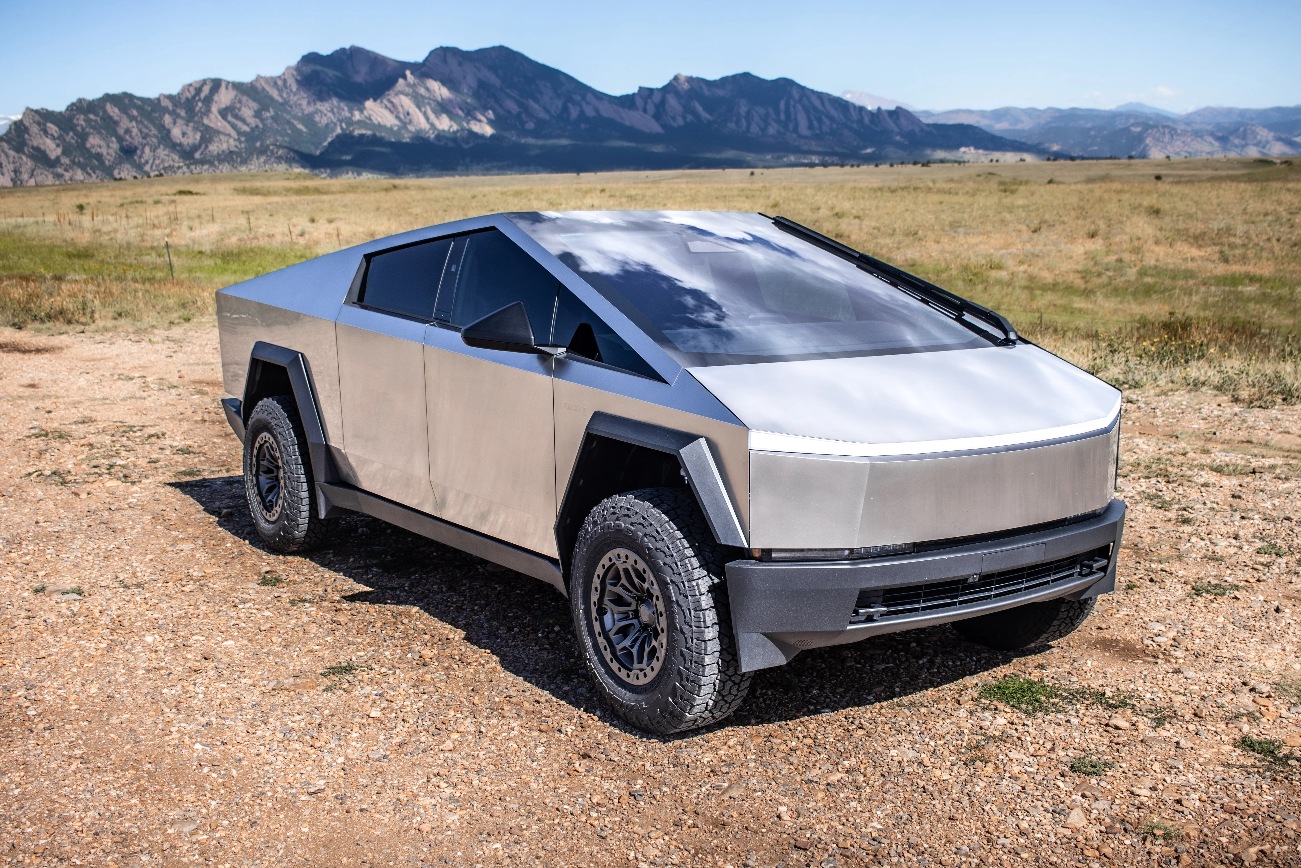 Tesla Cybertruck Cyber Rover Forged Beadlock Wheel - Image 33